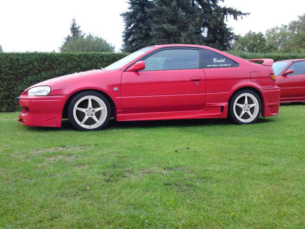 Farbfrage Felgen Rotes Auto Aber Welche Felgenfarbe Tuning Und Projekte Japan Syndikat De Die Tuning Community Forum Club Fur Japanische Autos Jdm