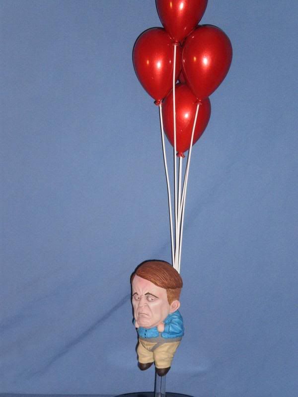 Eric the midget balloons