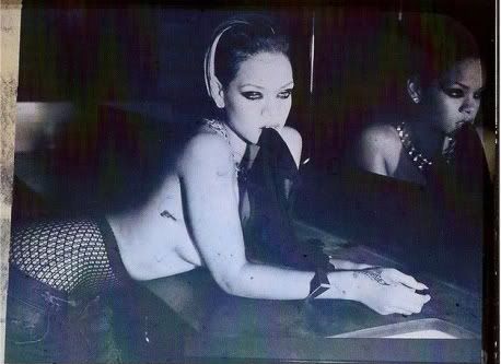 rihanna rated r