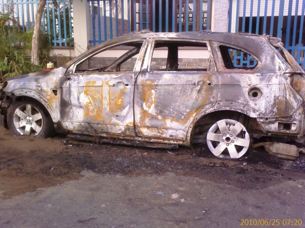 Xe chevrolet captiva cháy không rõ nguyên nhân nè --->không nên mua loại xe này - 2