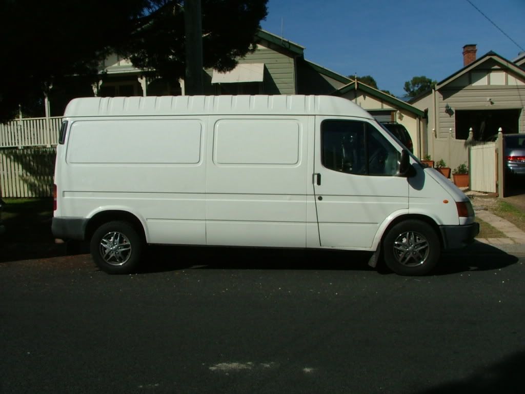 http://i289.photobucket.com/albums/ll223/red62e/DSCF2246.jpg