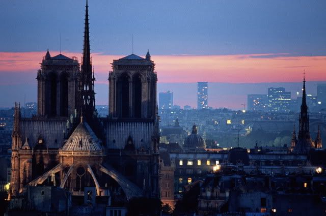 BourneTelecardNotreDame.jpg