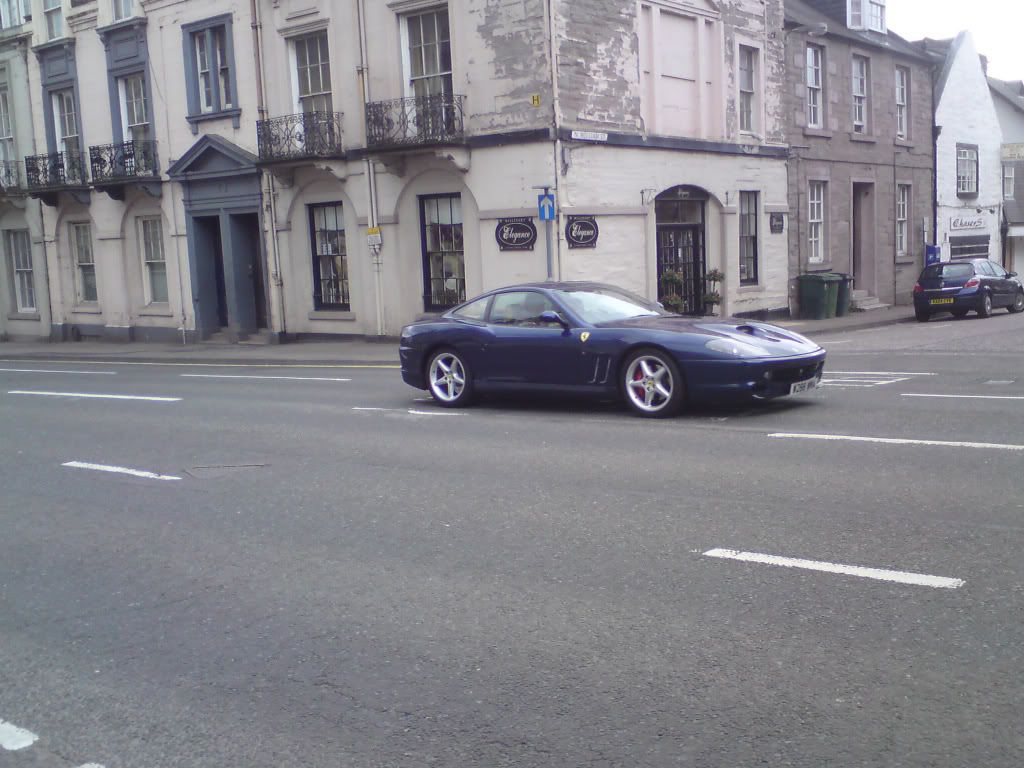 Ferrari 348 TB Ferrari 575M Maranello x2