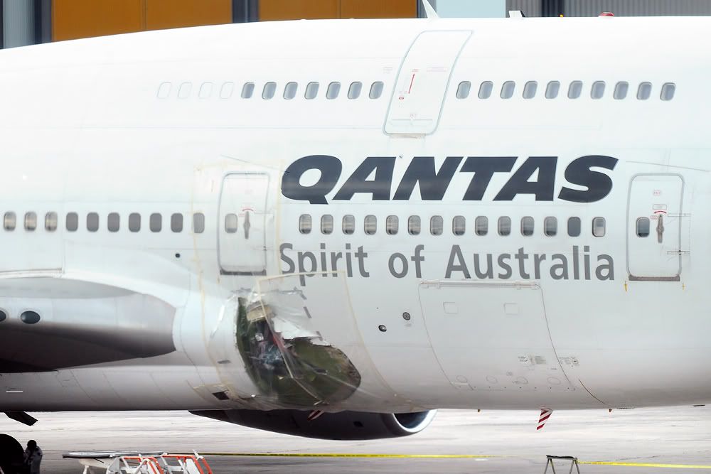 QantasBlownPanel.jpg