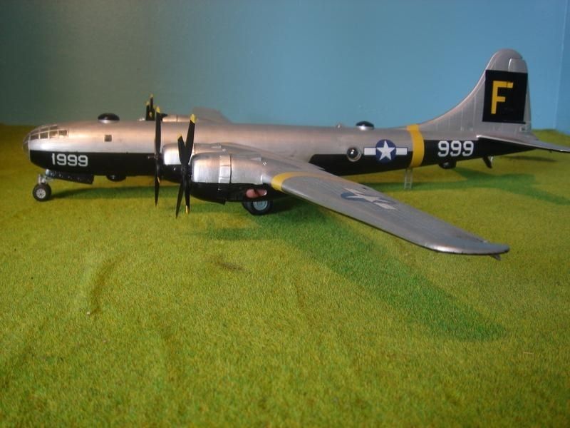 http://i289.photobucket.com/albums/ll233/2woDee/Model%20Aircraft/44-61999_zps8sk1gtdv.jpg