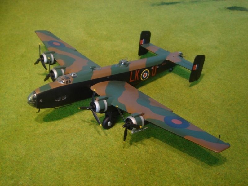http://i289.photobucket.com/albums/ll233/2woDee/Model%20Aircraft/MZ519_zpsjyhwx9t9.jpg