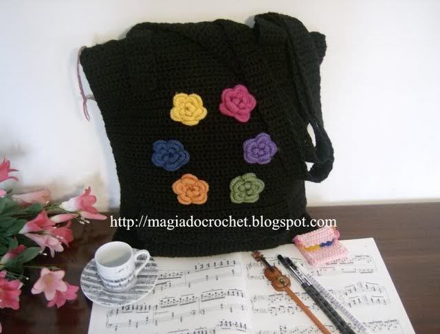 mala_preta_crochet_com_flores.jpg picture by CALIMERO_010